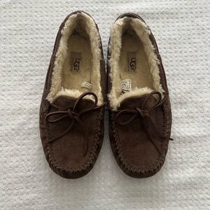 GUC Ugg suede slippers